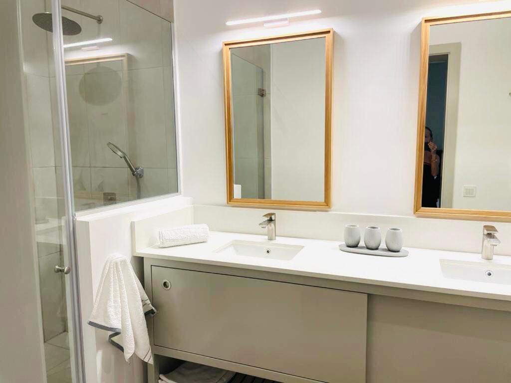 East Coast Beachfront Luxury - Eastern Blue Apartments Poste Lafayette Zewnętrze zdjęcie